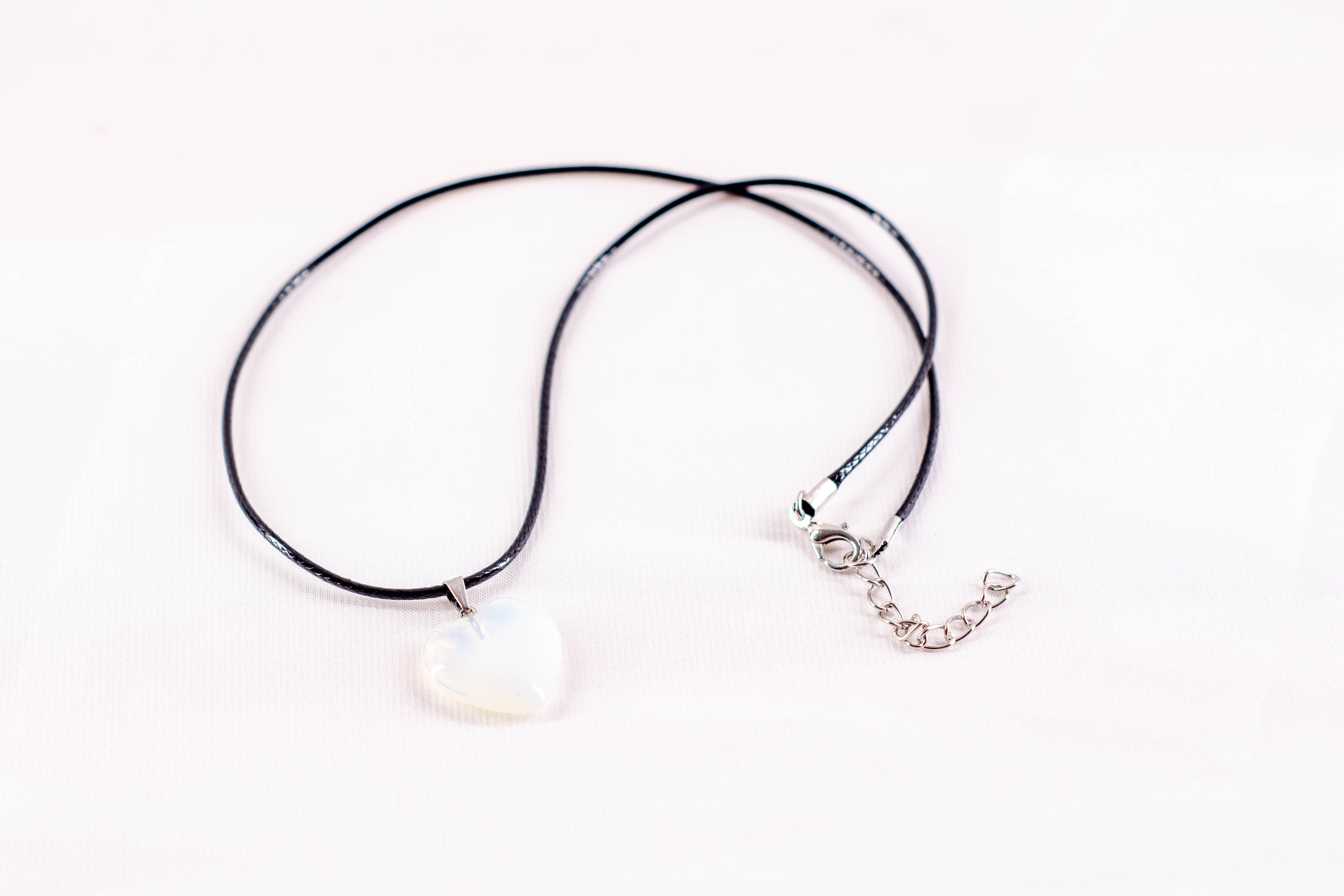 Colgante corazón Ópalo