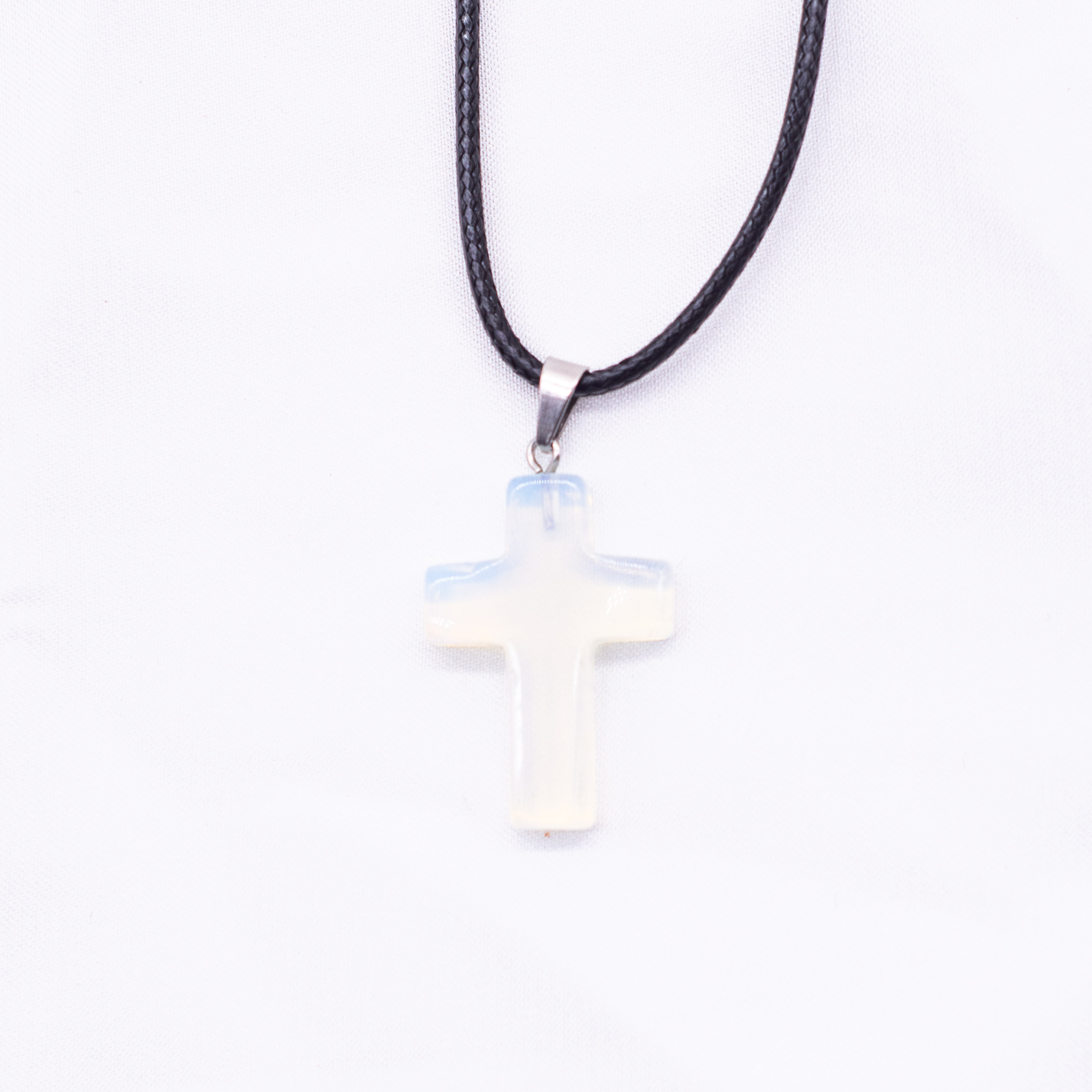 Colgante ópalo cruz