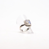 Anillo ajustable piedra luna 