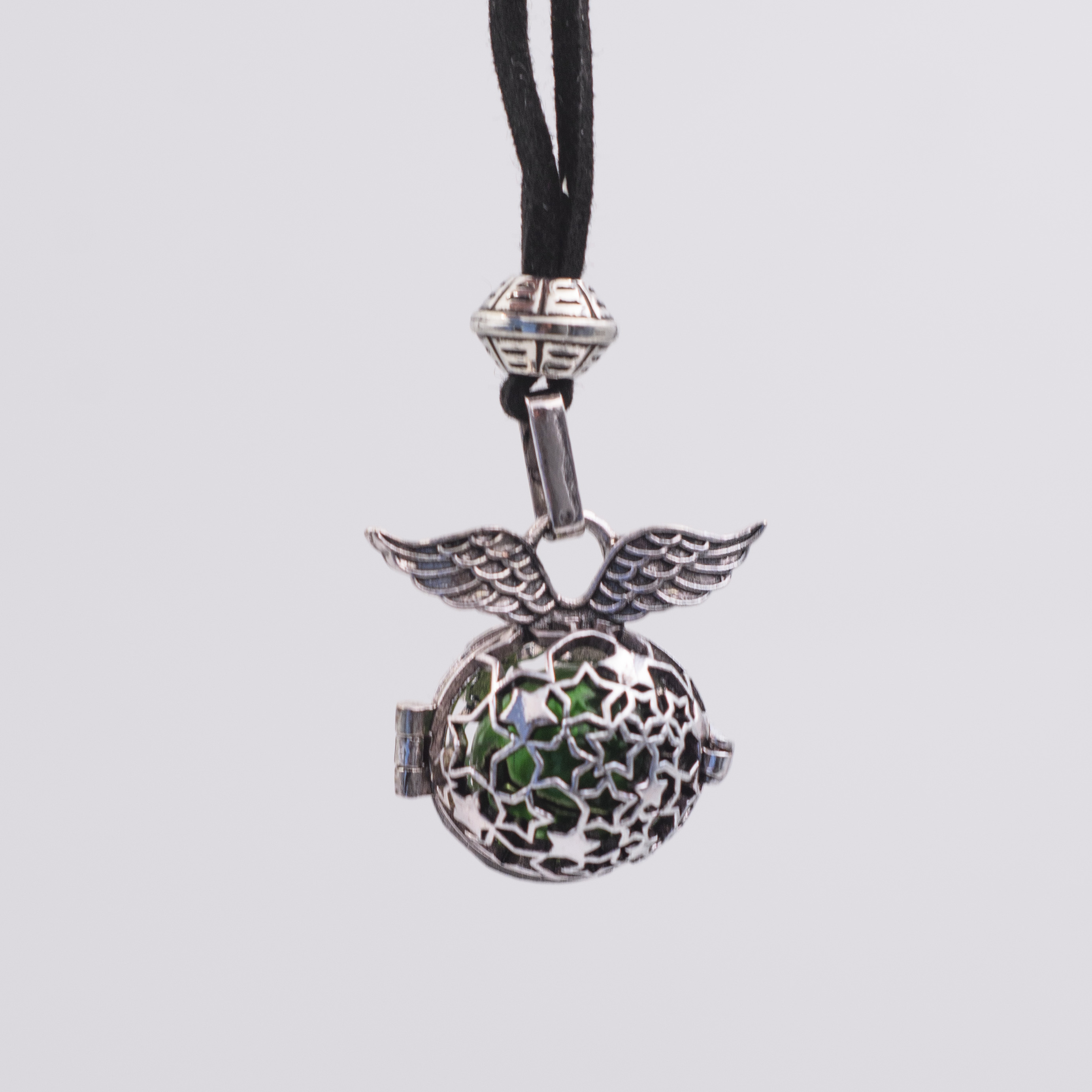 Llamador de Ángeles verde con Halas